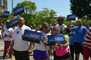 Winsor students Janice Fidalgo and Naomi Gordon '14 campaign for Barros